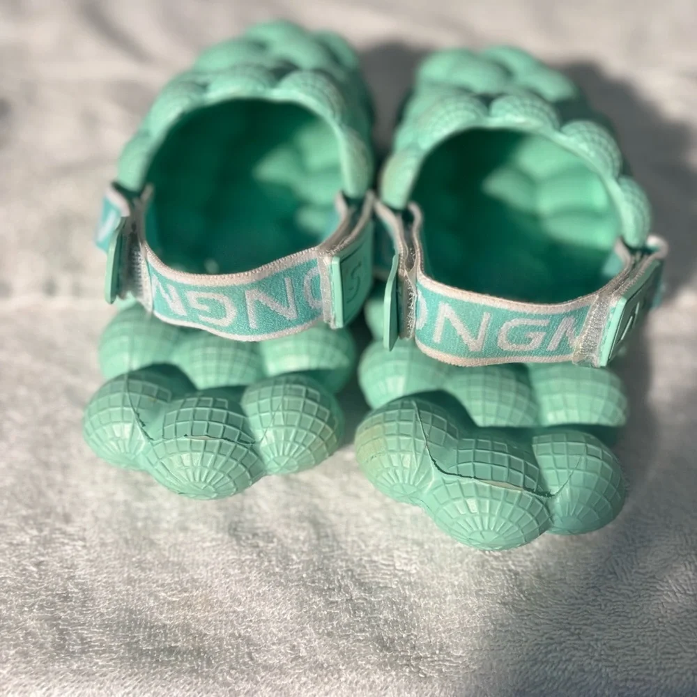 Kids Aqua Bubble Sandals